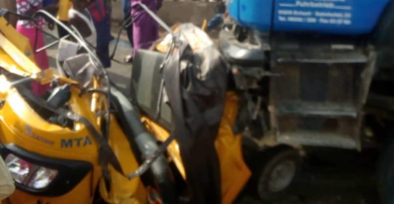 Trailer Pursued By Police Vehicle Kills 20 Persons