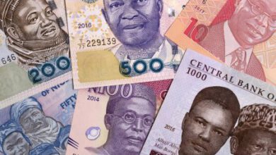 Naira Plunges Further, Exchanges For N460